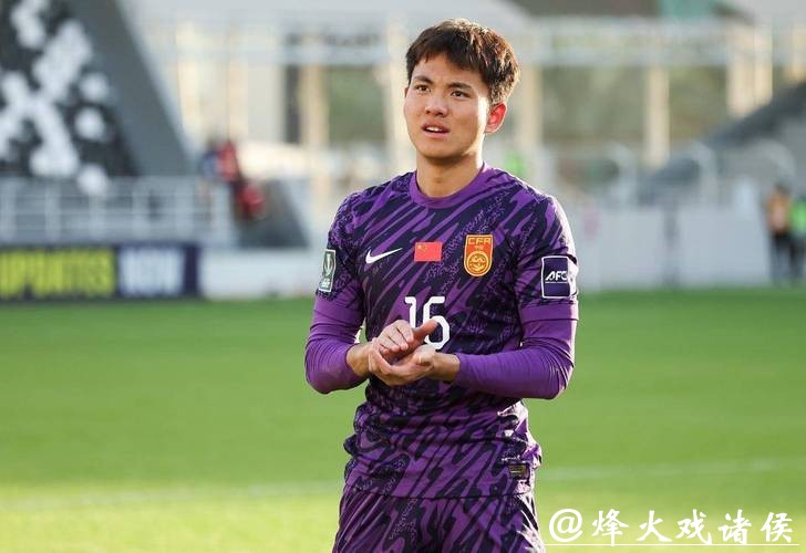 U23国门李昊回应晋级亚洲杯4强:计划有变,继续向前;队友晒门神图,快过年了给你贴上 U23国门李昊回应晋级亚洲杯4强:计划有变,继续向前;队友晒门神图,快过年了给你贴上
